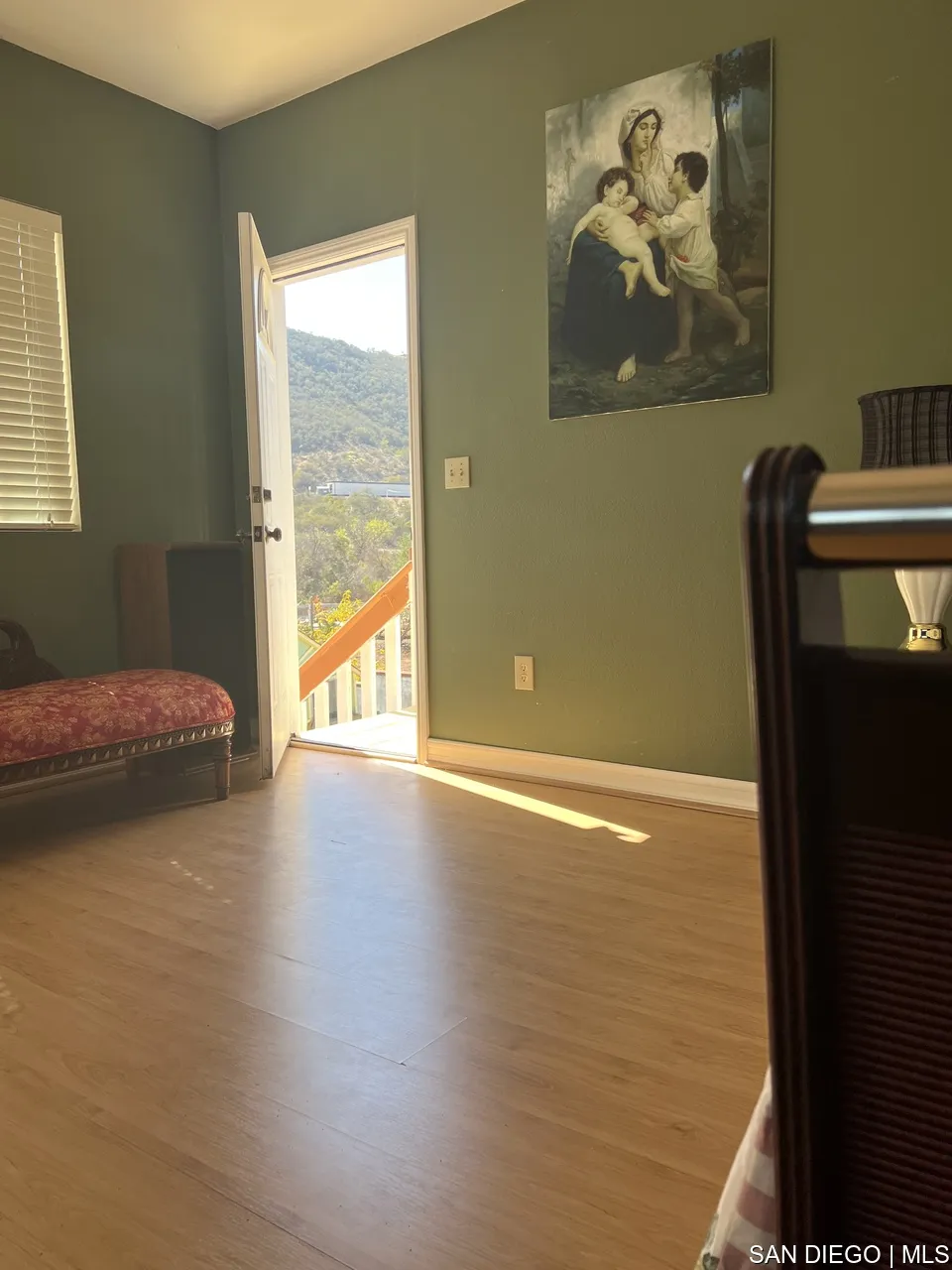 https://cdn.realtyfeed.com/cdn/127/700000451/6127ac4392f016156fbf1874fab41652.webp