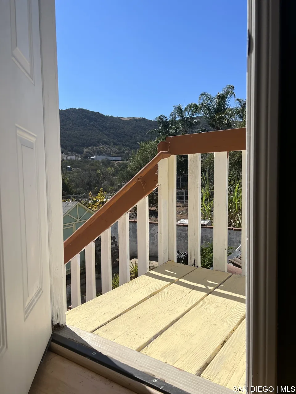 https://cdn.realtyfeed.com/cdn/127/700000451/b9633780b2383e73d6d18b41505be384.webp