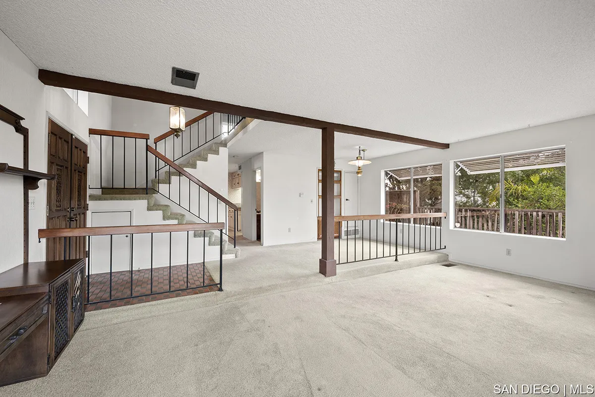 https://cdn.realtyfeed.com/cdn/127/700000504/55a9082265824f4852e0aa702fc56702.webp