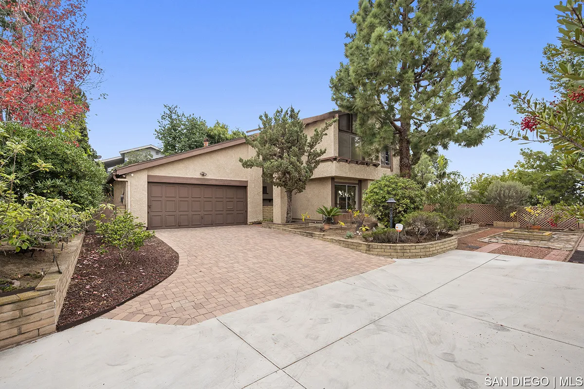 https://cdn.realtyfeed.com/cdn/127/700000504/aa3420b946e6170b06992908d93a7ae4.webp