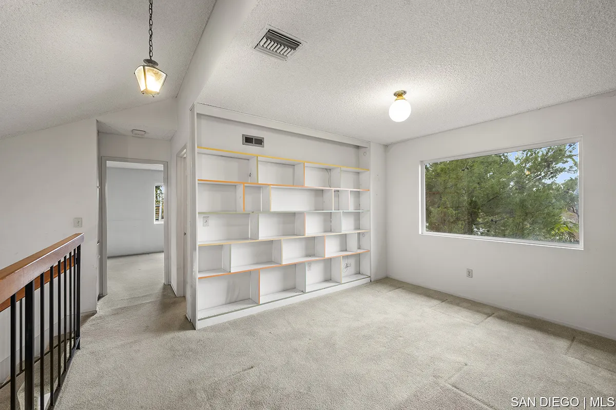 https://cdn.realtyfeed.com/cdn/127/700000504/f85045d029eb4dc1615730777e4e9ce9.webp