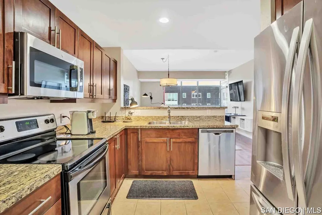 https://cdn.realtyfeed.com/cdn/127/700000529/287ac87239f9b3632bad7ab8801c6151.webp