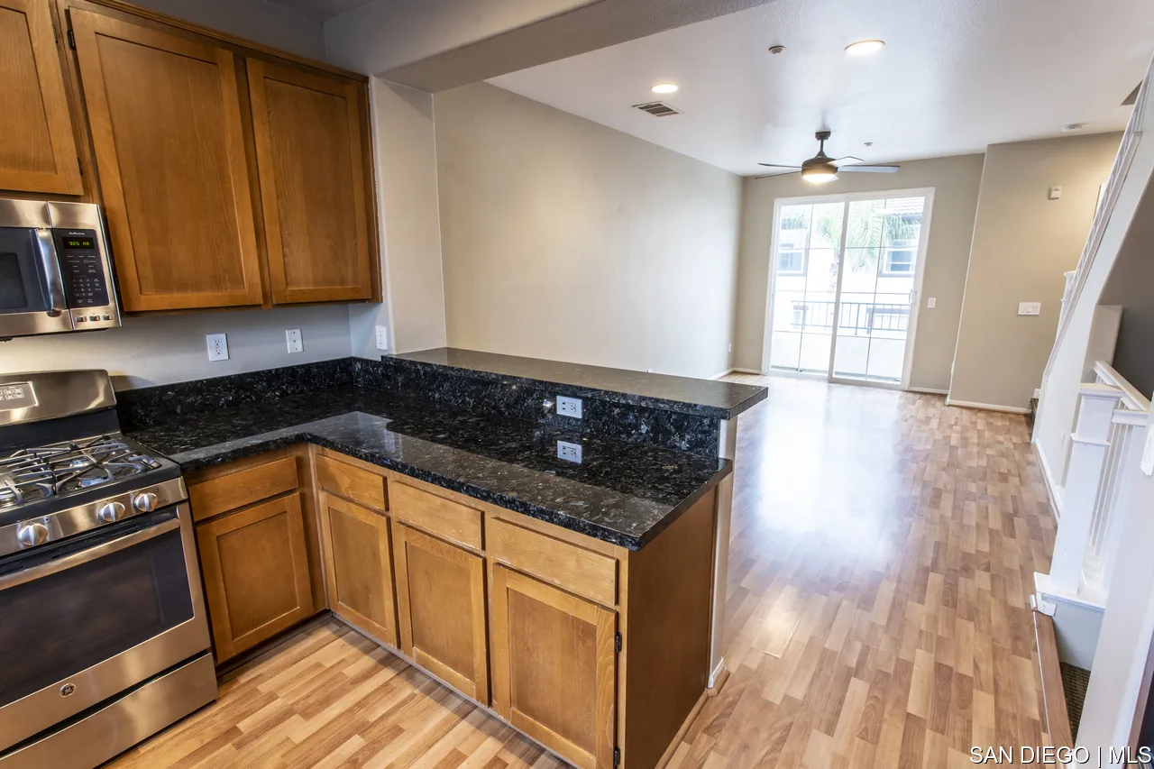 https://cdn.realtyfeed.com/cdn/127/700000568/7bdb5390809da56acc3cafb7515d714b.webp
