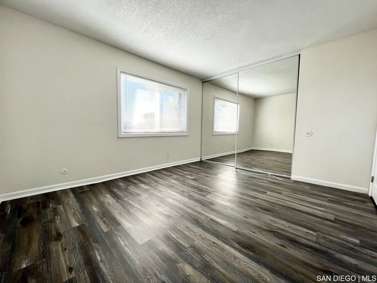 Photo #6: SDC0000758 Listing 
