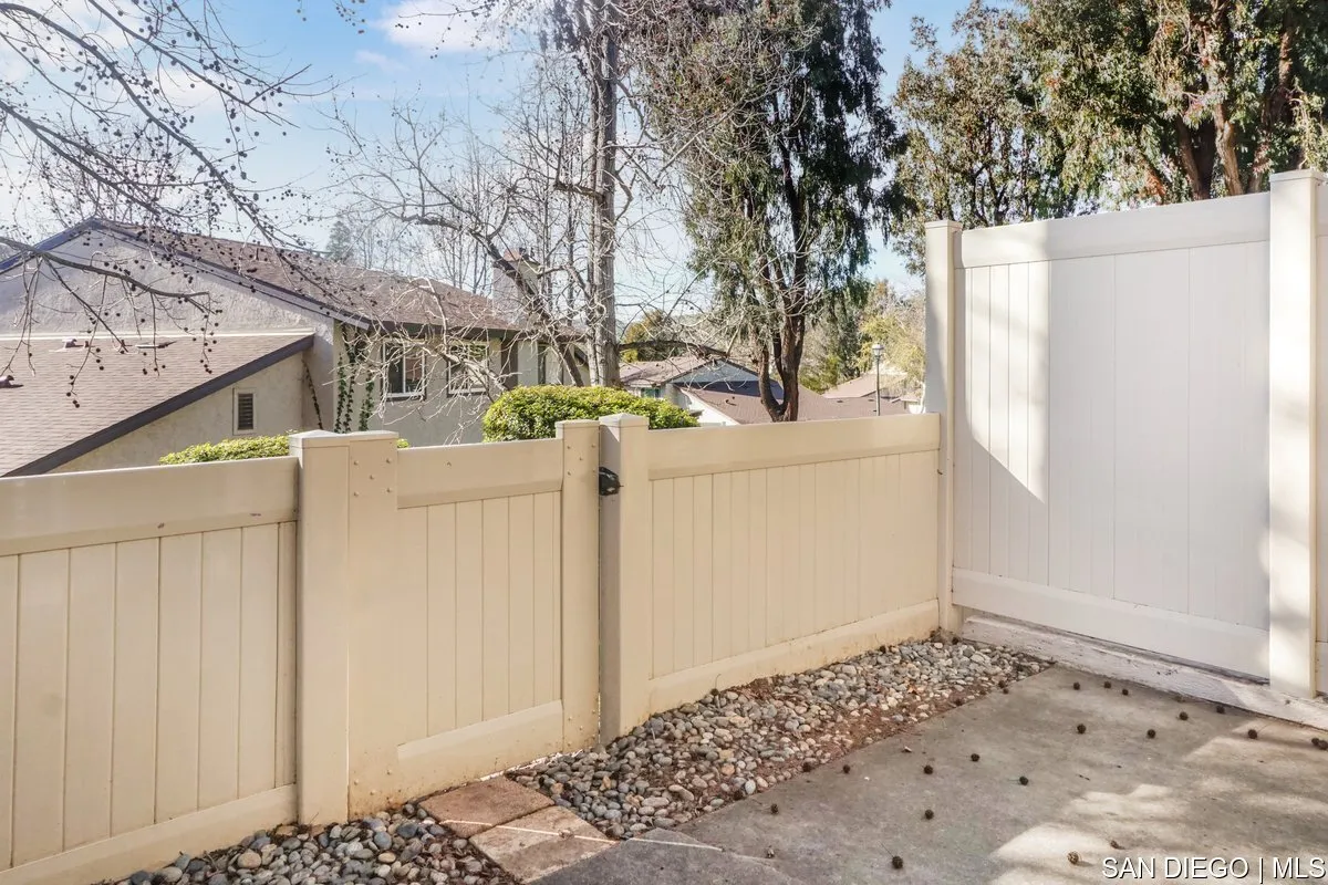 https://cdn.realtyfeed.com/cdn/127/700000733/bb343066235ac0984d8eed284303d673.webp