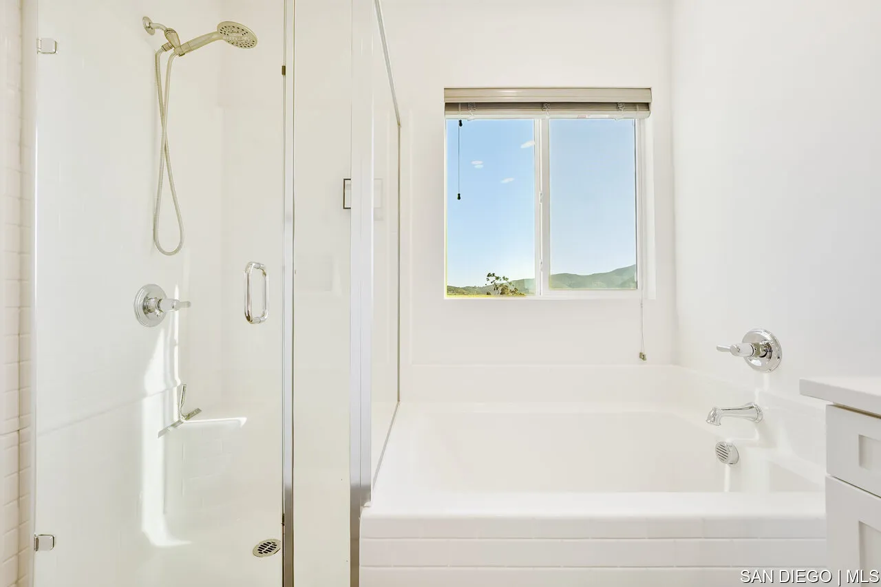 https://cdn.realtyfeed.com/cdn/127/700000978/1dc59184c1225764807c0ce57db84244.webp