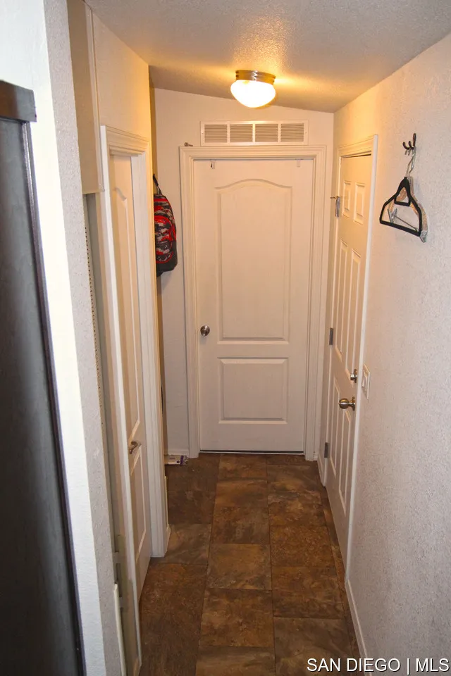 https://cdn.realtyfeed.com/cdn/127/700001078/0c8d4509c09e85588e9db236dc7228aa.webp