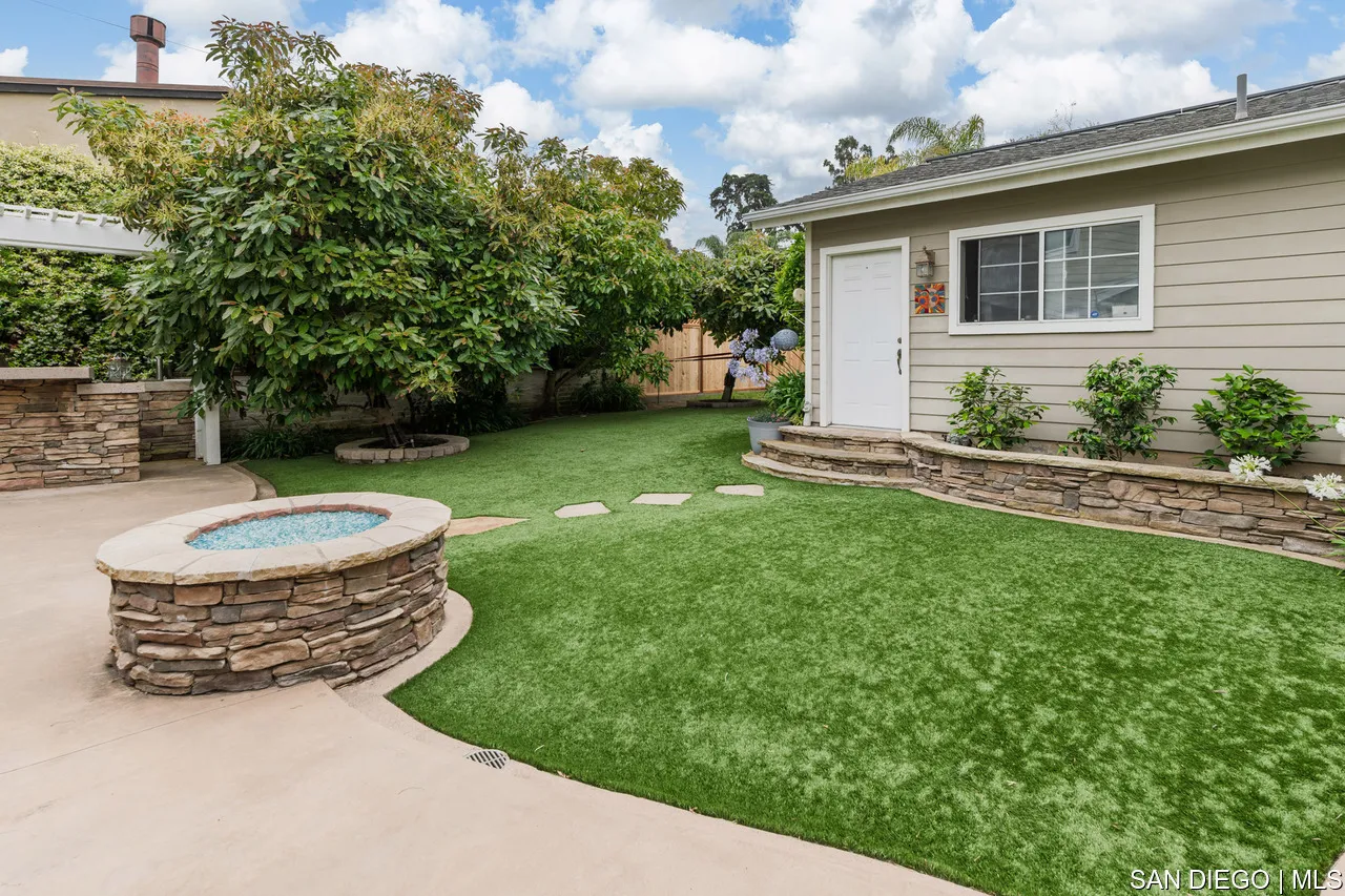 https://cdn.realtyfeed.com/cdn/127/700001080/07ec70b1116e9e0e01e8a9848a6e8a41.webp