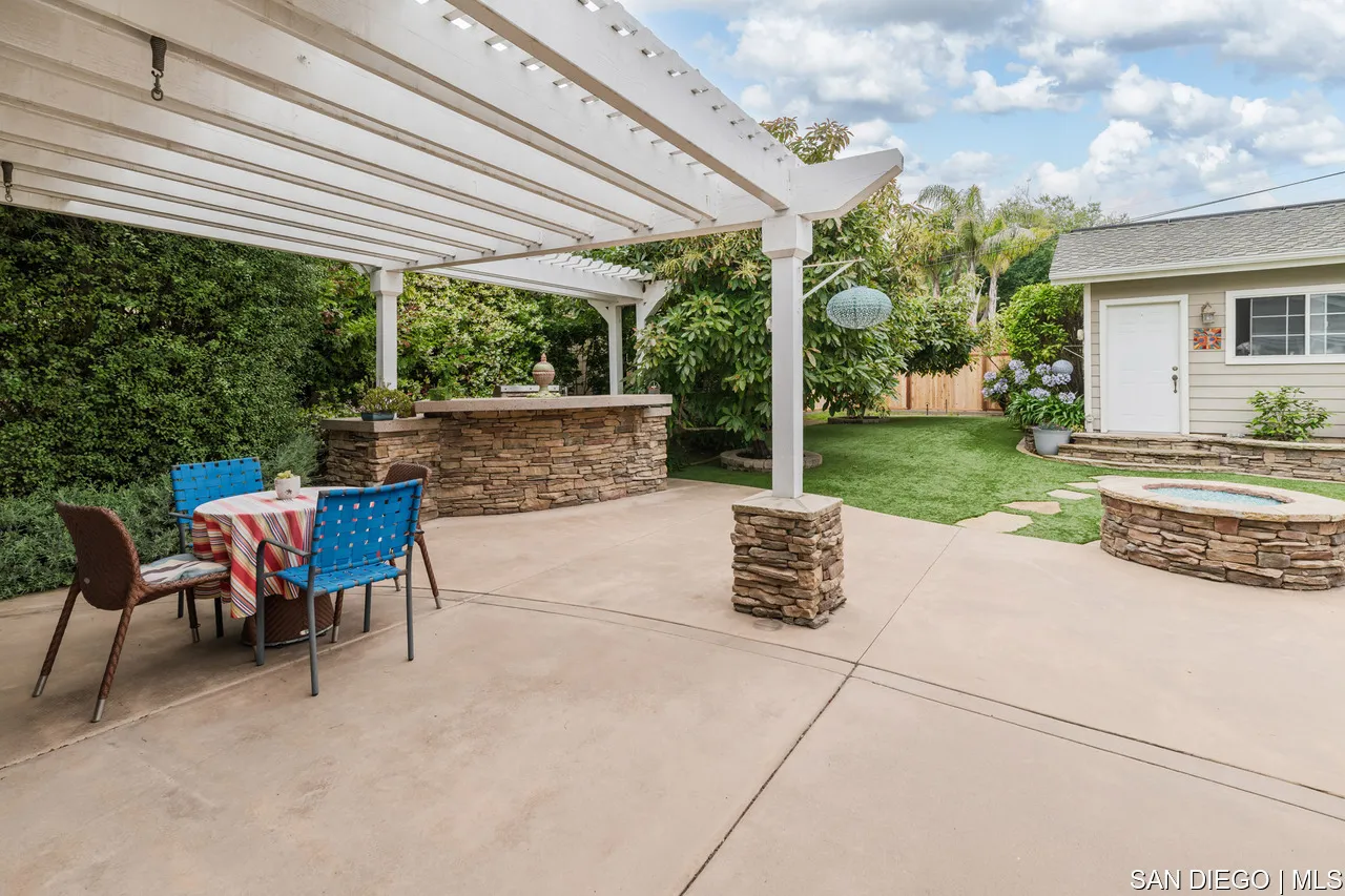 https://cdn.realtyfeed.com/cdn/127/700001080/2ba2bbc632657c033b15da6bf0583362.webp