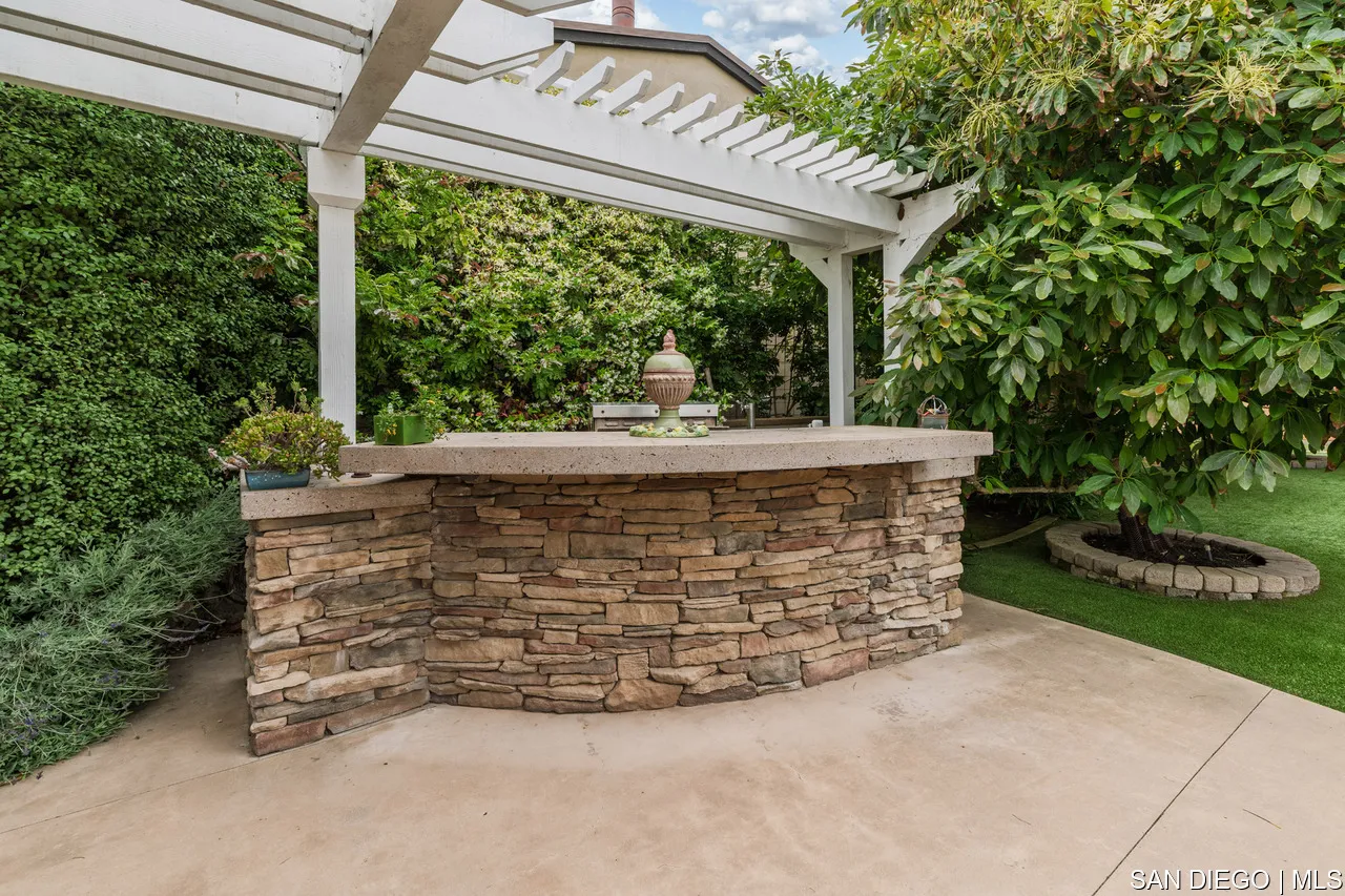 https://cdn.realtyfeed.com/cdn/127/700001080/93aeef07c337608e133dc4679d7c88c8.webp