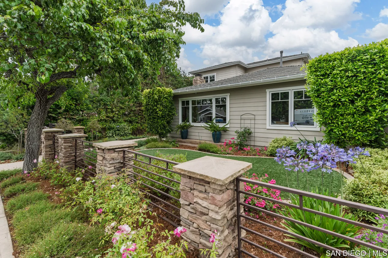 https://cdn.realtyfeed.com/cdn/127/700001080/de62fc772f7c945c22ba088d9469692f.webp