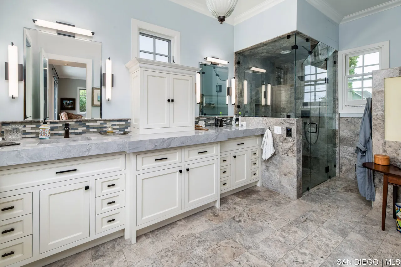 https://cdn.realtyfeed.com/cdn/127/700001080/fe0a95f63b0bf38d9b6c0e9ca13adfd9.webp