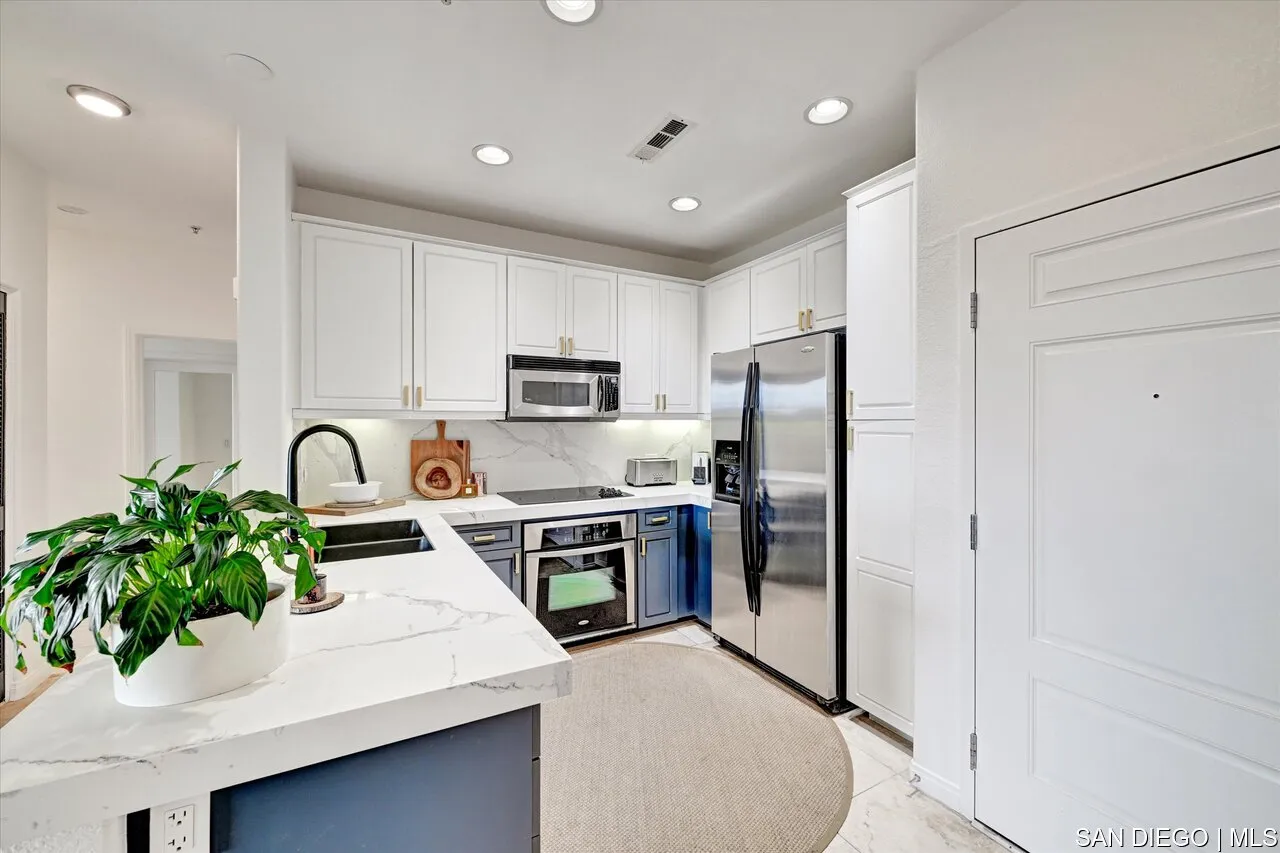 Photo #8: SDC0001163 Listing: Photo #8