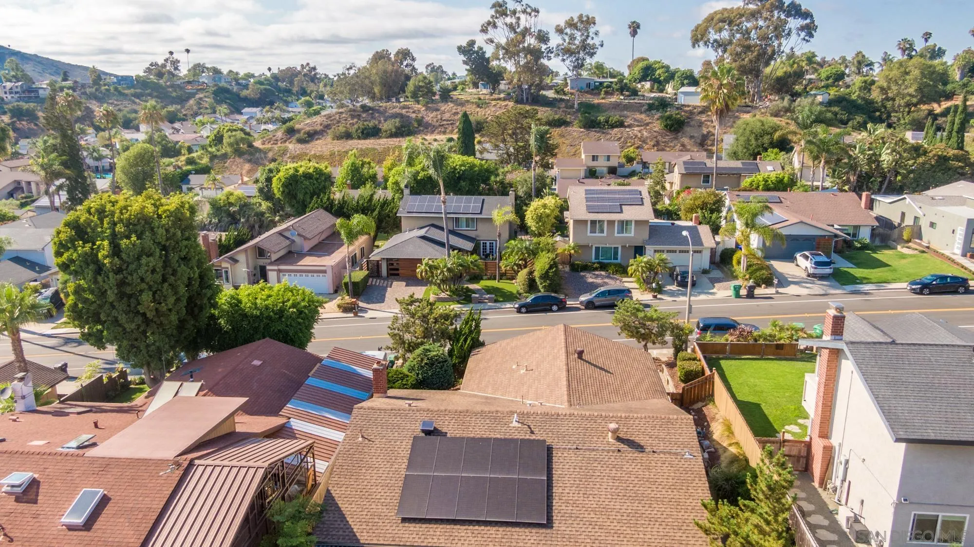 https://cdn.realtyfeed.com/cdn/127/700001100/451dfec7493b172fb24c48f203f39fd3.webp