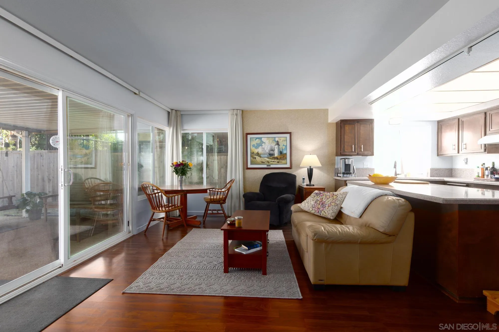 https://cdn.realtyfeed.com/cdn/127/700001100/5b72370e6e2f2d76ea444ceac488255f.webp