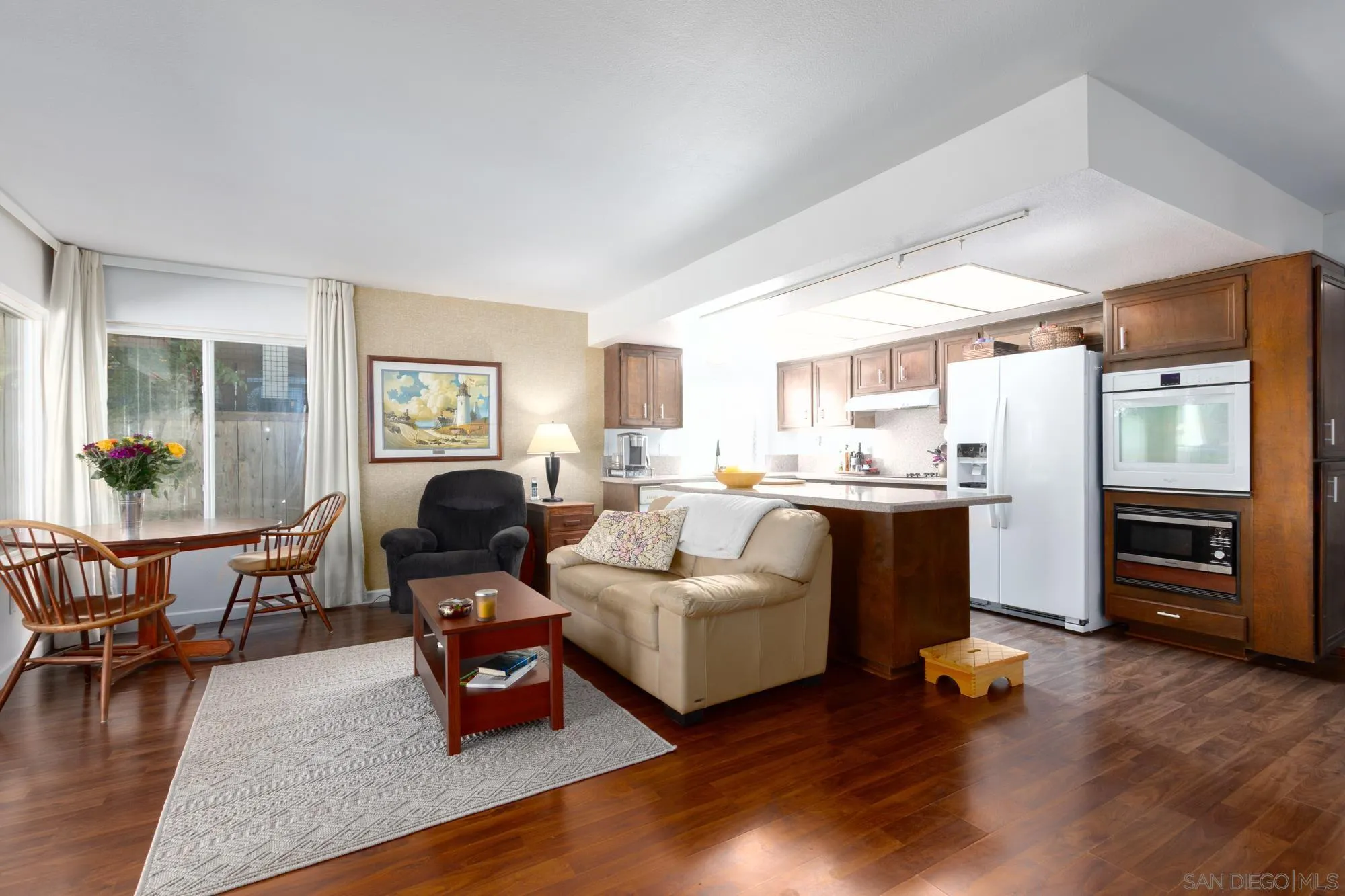 https://cdn.realtyfeed.com/cdn/127/700001100/9e90e8e6161a6f24f5d7fcc6f3b79952.webp