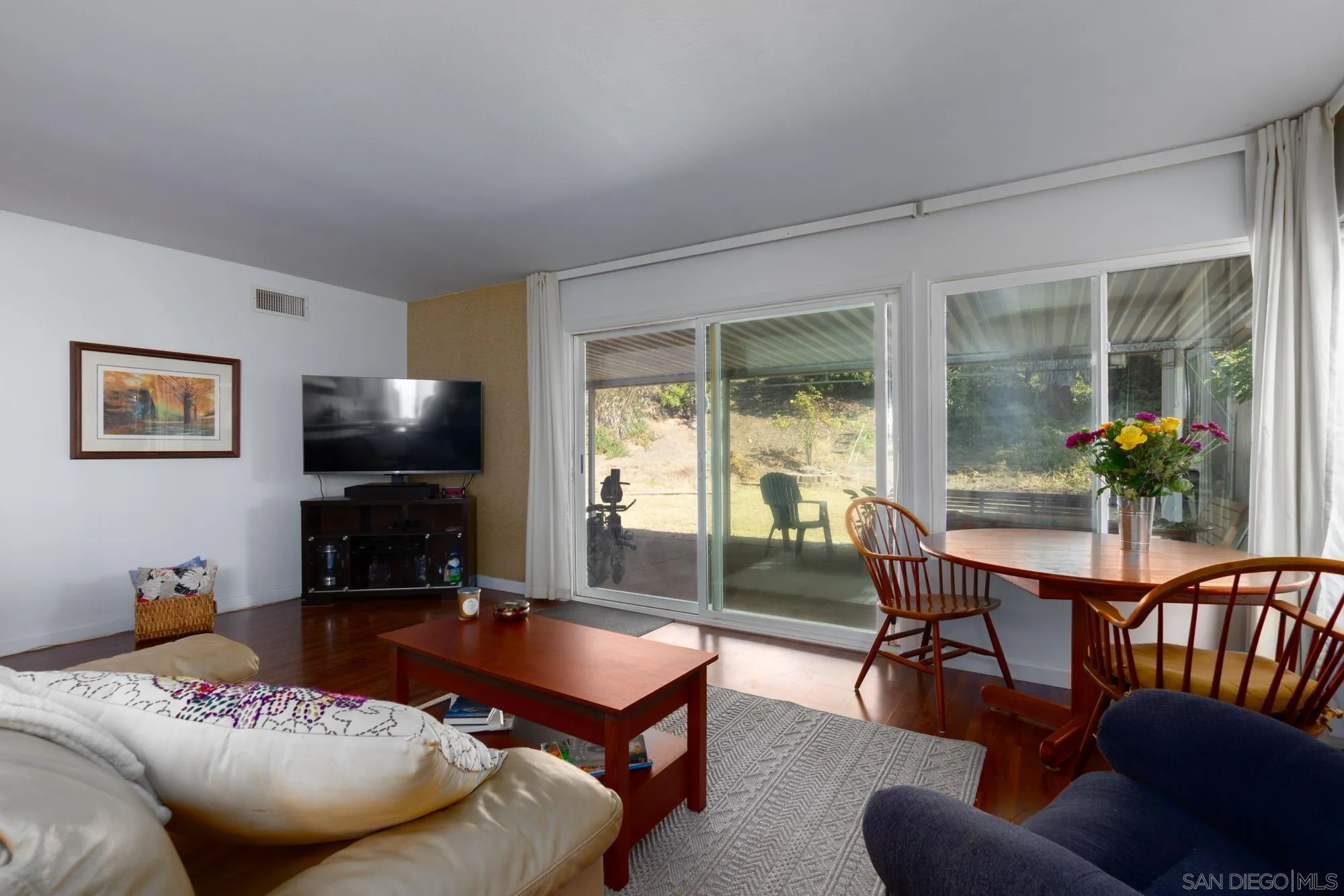 https://cdn.realtyfeed.com/cdn/127/700001100/f3181b883b4f5efc2c1ea2eac0734e62.webp
