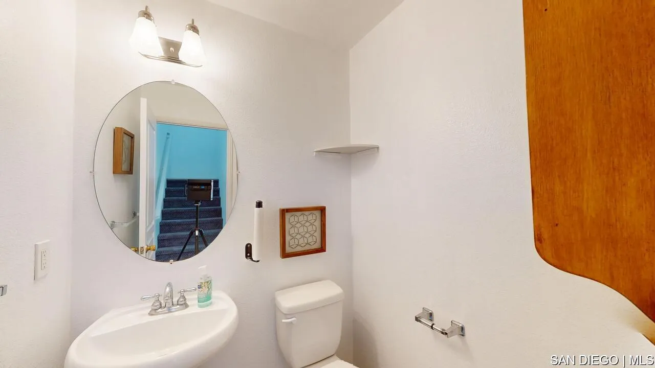 Photo #5: SDC0001189 Listing 