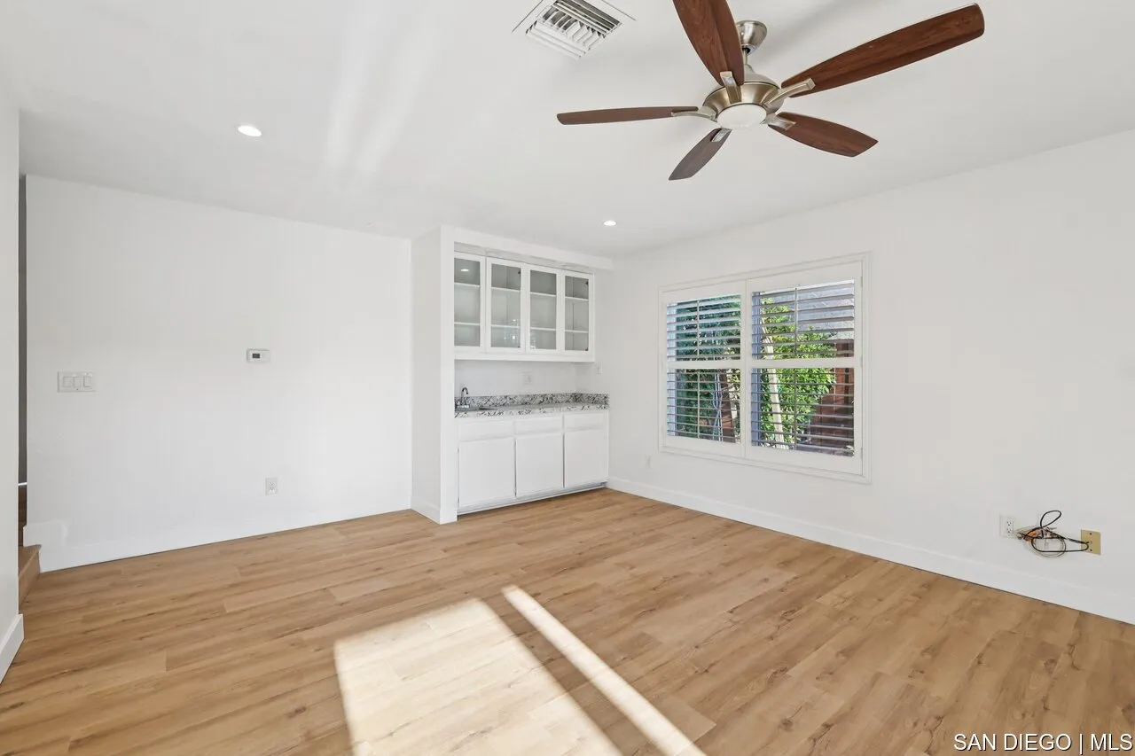 https://cdn.realtyfeed.com/cdn/127/700001124/27f4b98aa5b122f21faa869119be62b9.webp