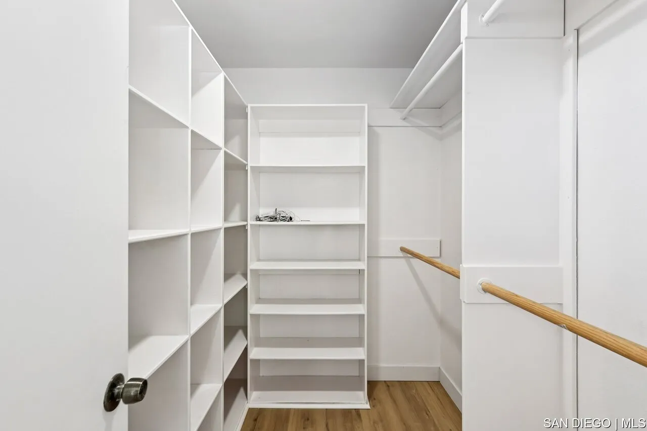 https://cdn.realtyfeed.com/cdn/127/700001124/731e67c4176ca400d8187aad04d0afb1.webp