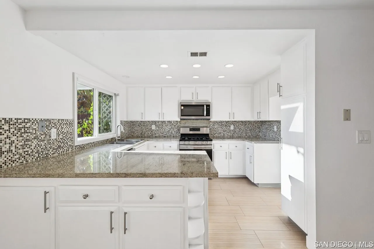 https://cdn.realtyfeed.com/cdn/127/700001124/b3c823276d9644e3eb6f1ad0d3b63dc0.webp