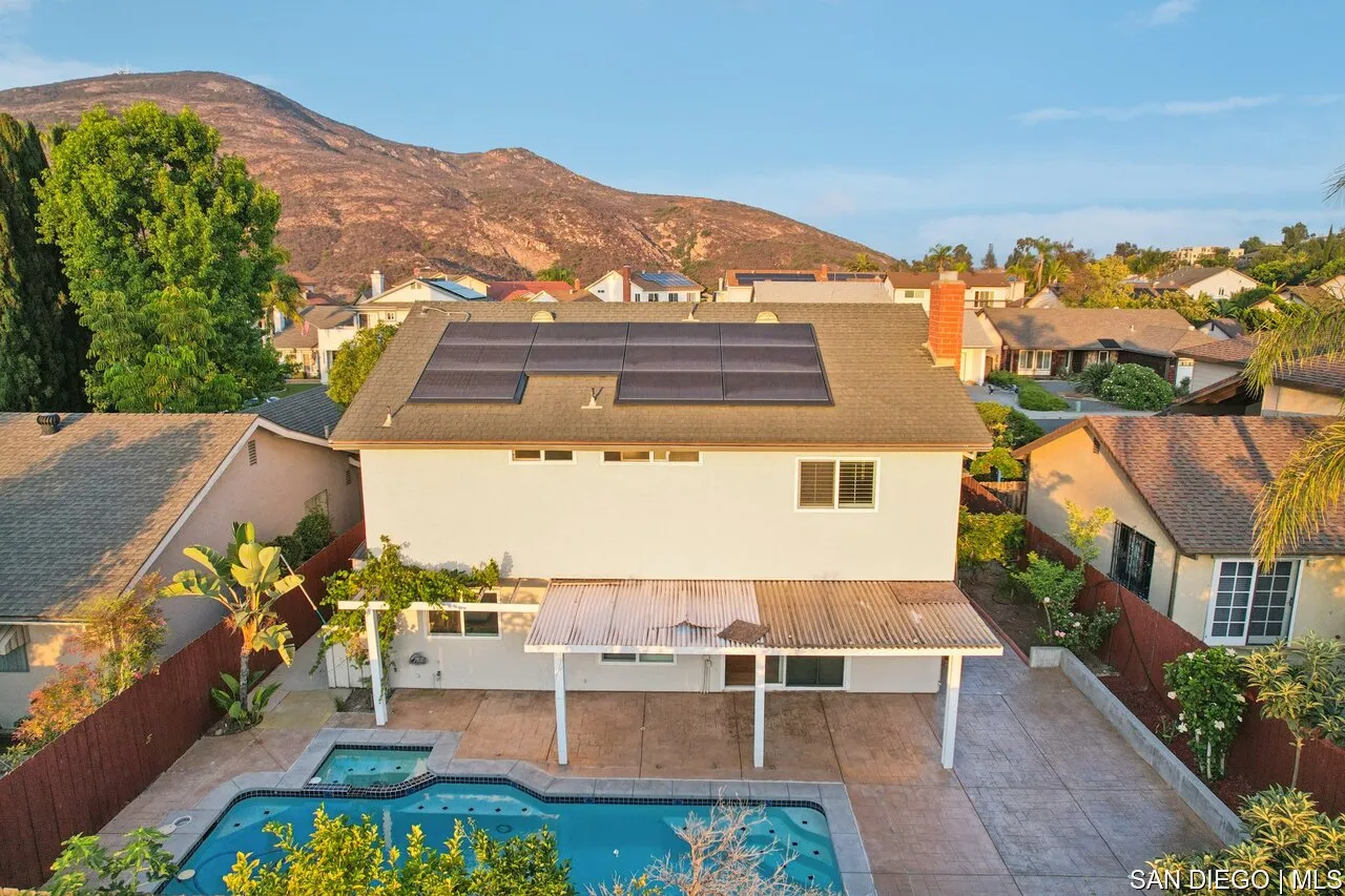 https://cdn.realtyfeed.com/cdn/127/700001124/e67d84c0161f455b10f1206fe96249a8.webp