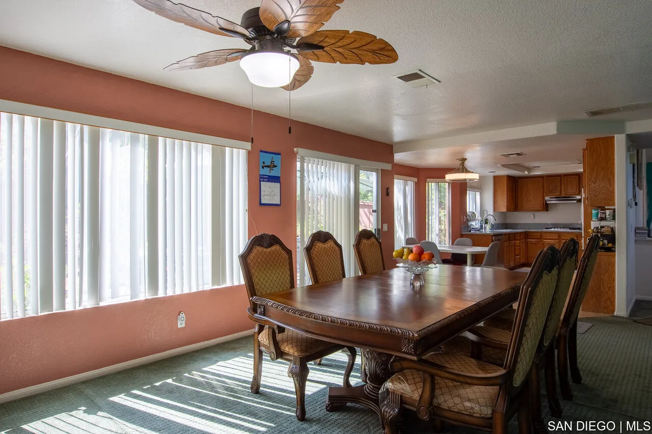 https://cdn.realtyfeed.com/cdn/127/700001125/24b08541a6586ae6a7f4003ee58e11df.webp