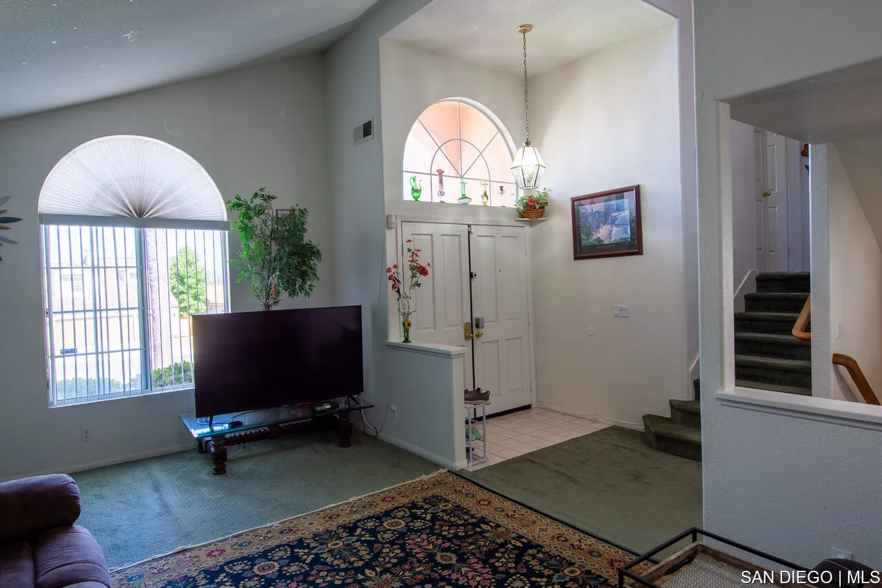 https://cdn.realtyfeed.com/cdn/127/700001125/31729ee9b32ec1e422624b2d4b65bb0a.webp