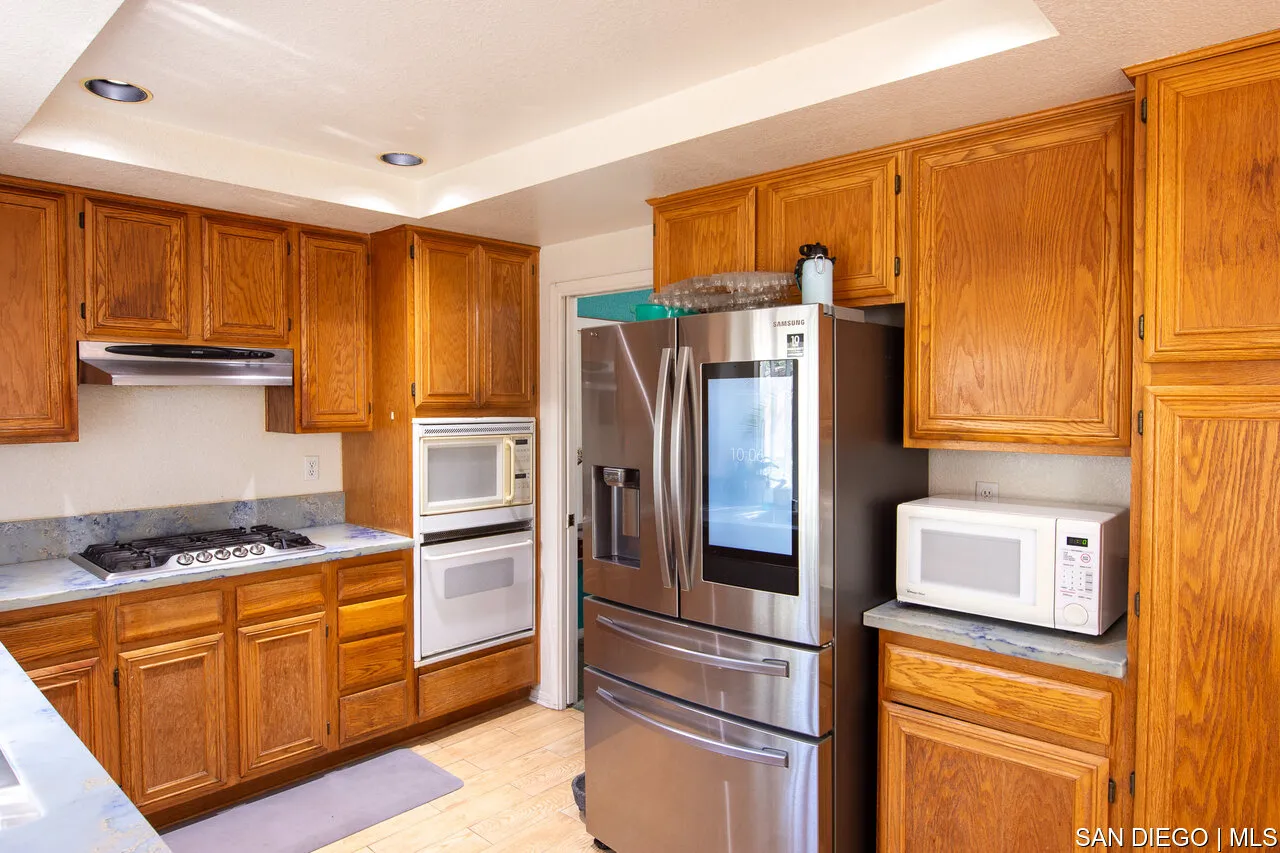 https://cdn.realtyfeed.com/cdn/127/700001125/8c6e1ae7b86803aeeb2a3105062d77d8.webp