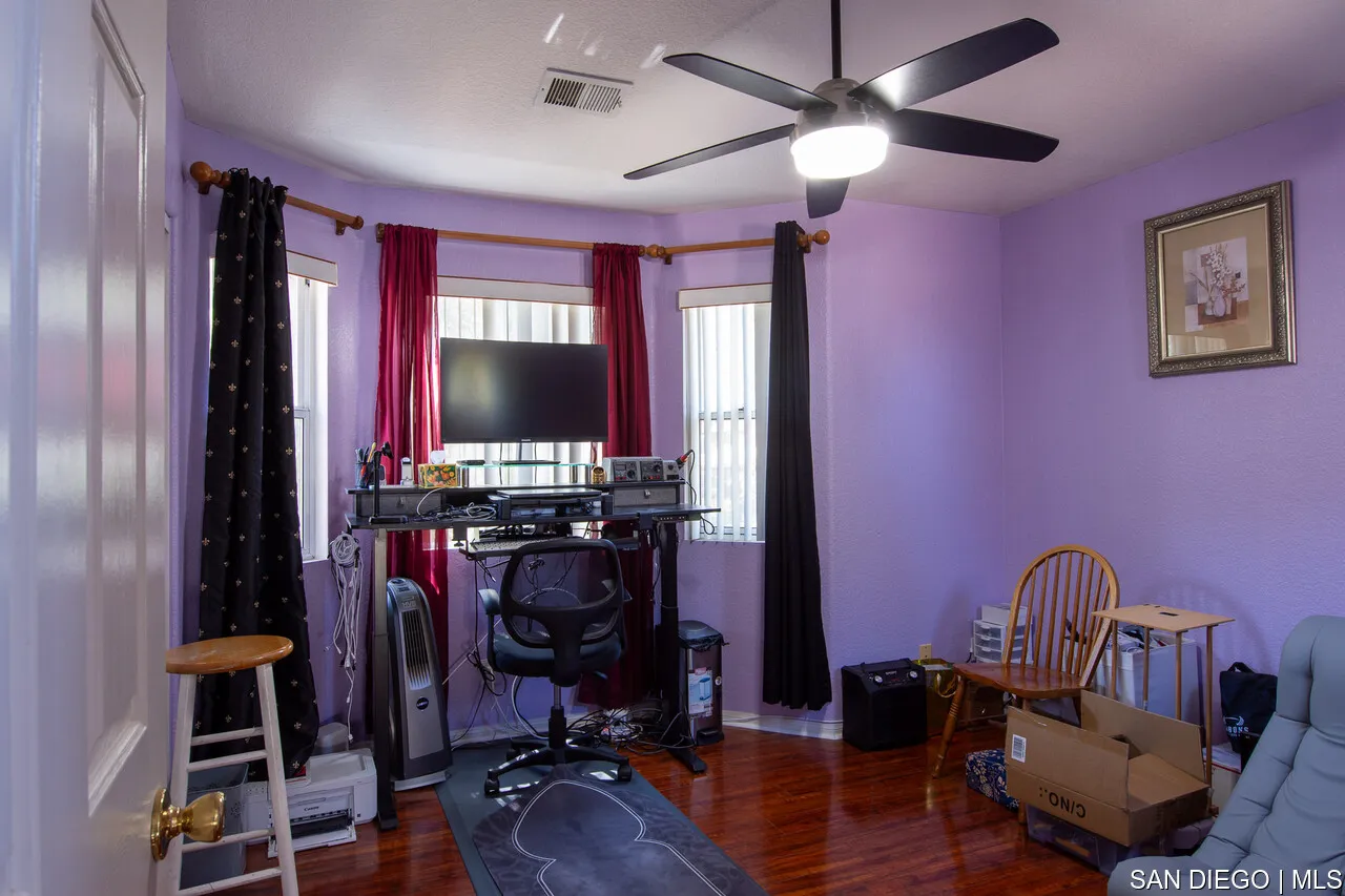 https://cdn.realtyfeed.com/cdn/127/700001125/b03369c244d6d2f79cf27b14d153d985.webp