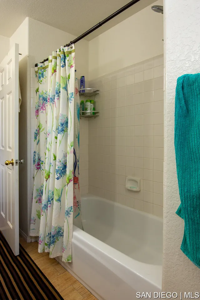 https://cdn.realtyfeed.com/cdn/127/700001125/b3b1ced48f64397a8e9f63961b0c3e97.webp