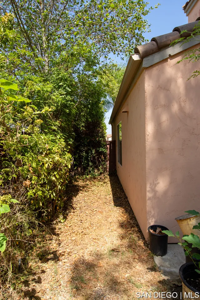 https://cdn.realtyfeed.com/cdn/127/700001125/e8e5f681c73c35c0e7a80f90140ec760.webp