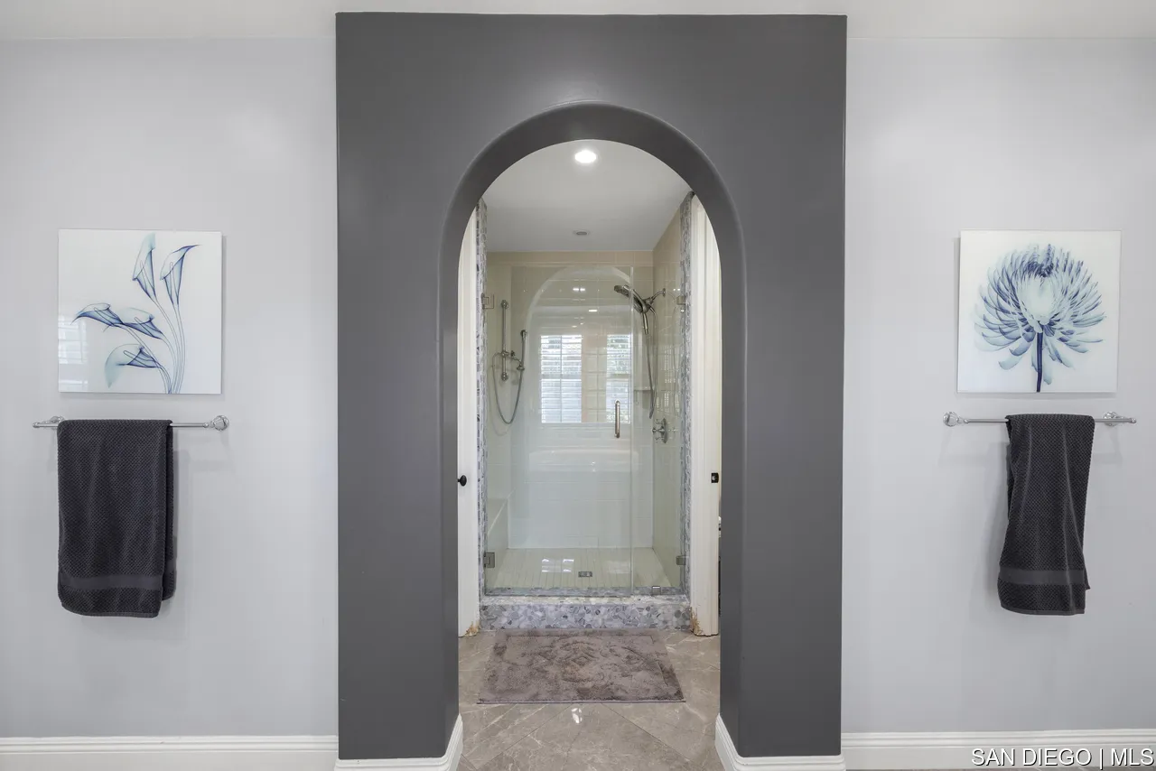 https://cdn.realtyfeed.com/cdn/127/700001126/166dab1bbeecb5104d5f0e7e34314ef9.webp