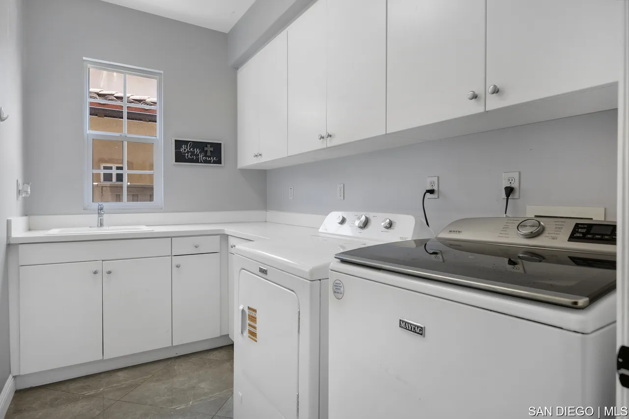 https://cdn.realtyfeed.com/cdn/127/700001126/363b8d43f43a6483e1fa6a484c3c1e07.webp