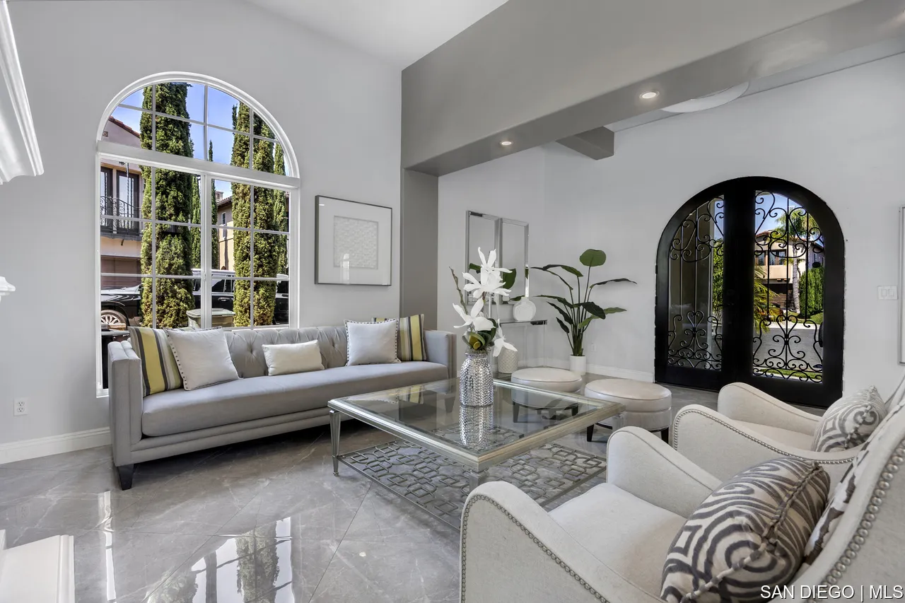 https://cdn.realtyfeed.com/cdn/127/700001126/ee102328d6c94fad04e8753bfad2d7e1.webp