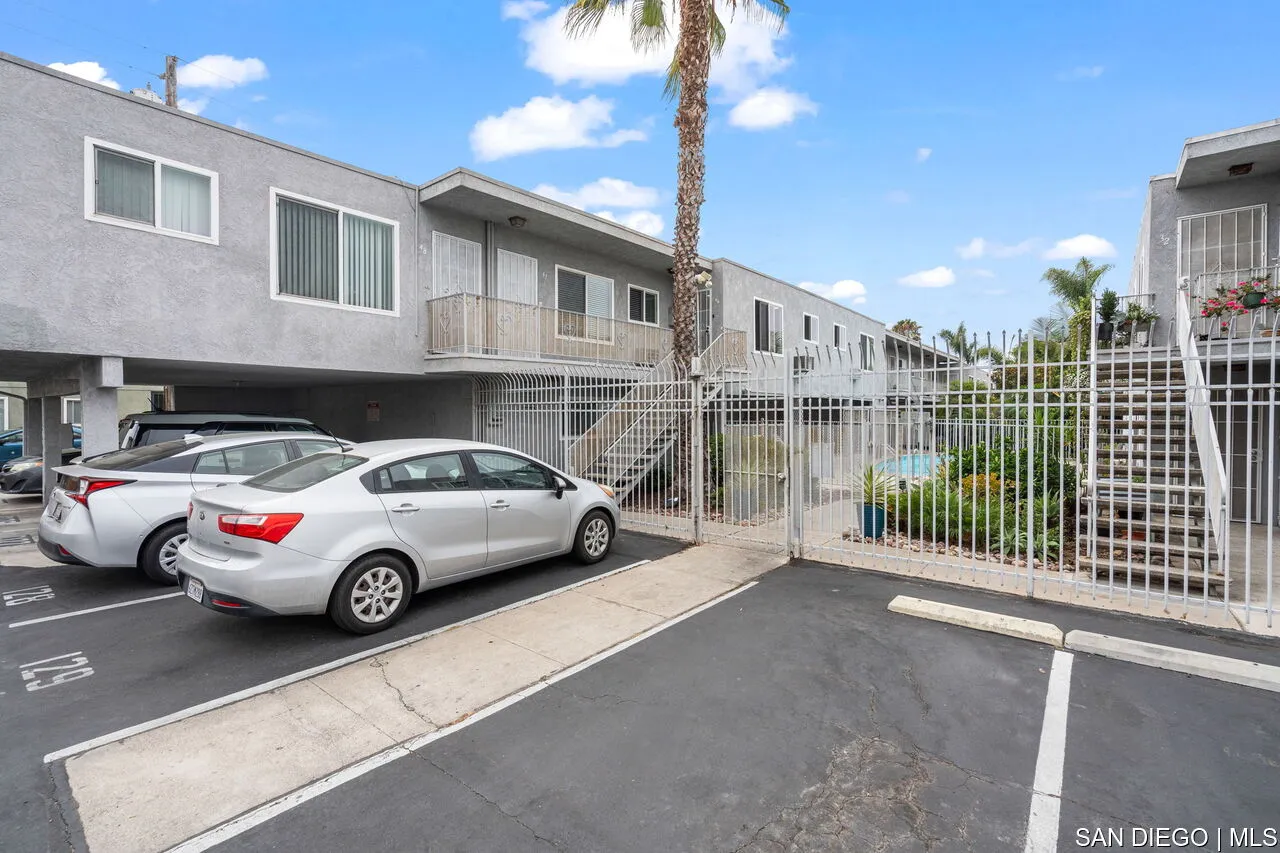 https://cdn.realtyfeed.com/cdn/127/700001127/34c0d18f452d1f6a517078b8b51674fc.webp