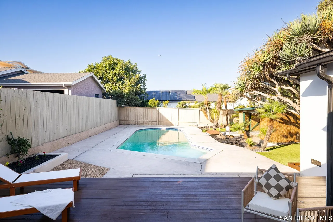 https://cdn.realtyfeed.com/cdn/127/700001147/f4d03c0d68e1a517e0c46c5baefca99a.webp