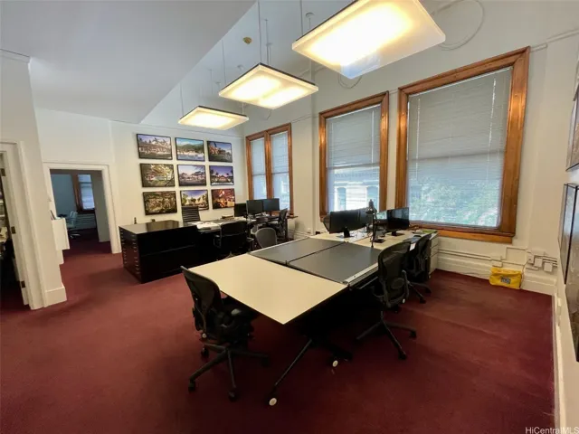 Suite 204 Work Space