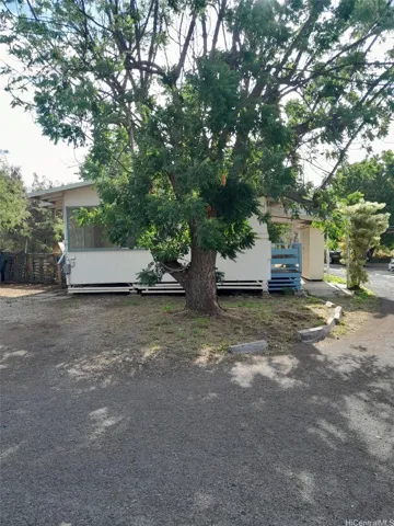 Smaller house is 720sf (3BR/1 bath)