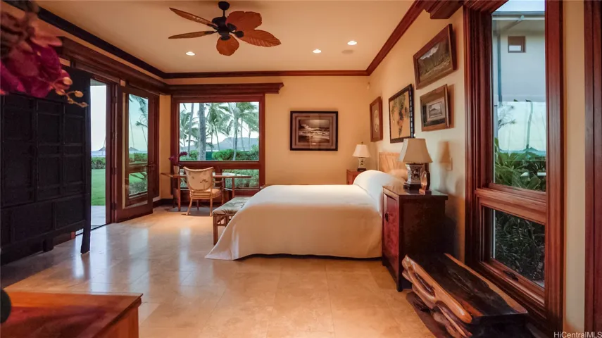 Lower Bedroom Suite