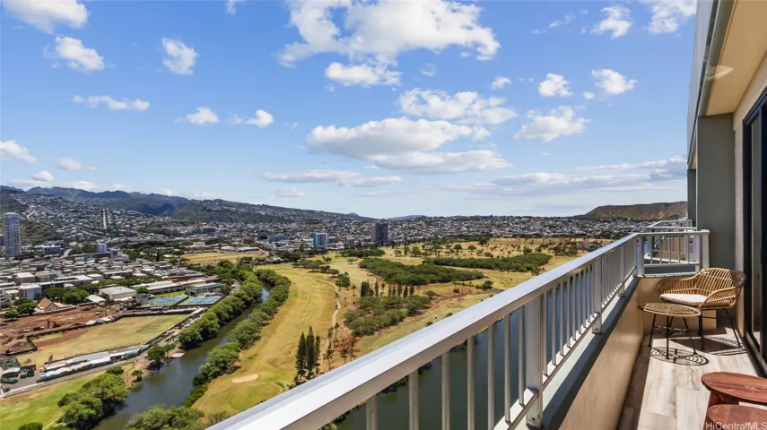 2211 Ala Wai Boulevard P2, Honolulu, Hawaii 96815, 2 Bedrooms Bedrooms, ,3 BathroomsBathrooms,Residential,For Sale,Ala Wai,202416575