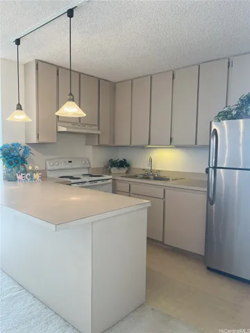 Open Kitchen