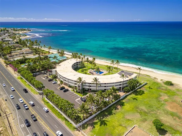Lots of guest parking and Maili Beach Park right next door