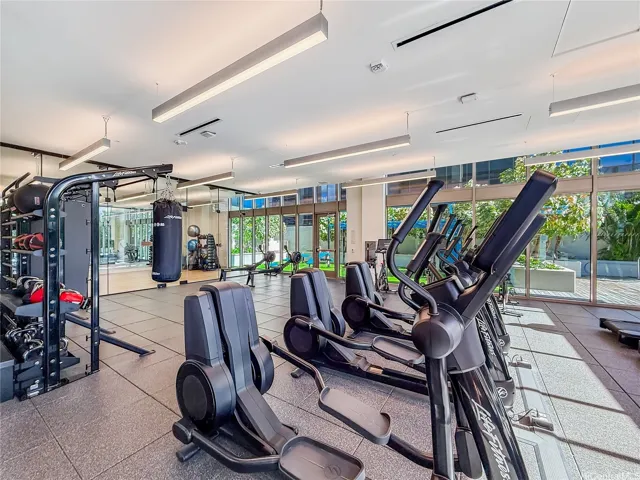 Experience excercising in the state-of-the-art fitness center