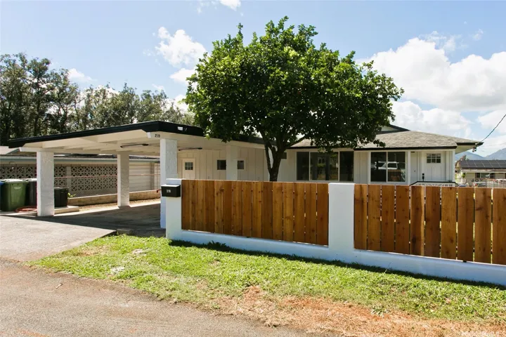 219 Loko Place, Wahiawa, Hawaii 96786, 3 Bedrooms Bedrooms, ,3 BathroomsBathrooms,Residential,For Sale,Loko,202505400