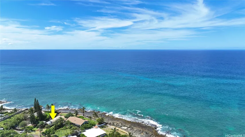 Reef protects the neighborhood