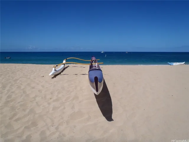 Makaha is famous for surfing snorkling, canoeing, diving or just relaxiing