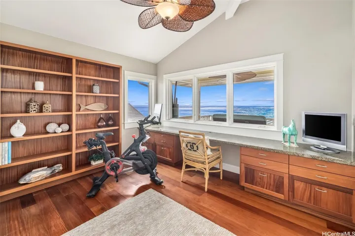 4th bedroom/office with oceanviews