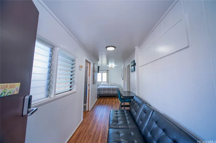 Studio (entry)