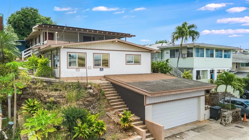 4124 Likini Street, Honolulu, Hawaii 96818, 4 Bedrooms Bedrooms, ,4 BathroomsBathrooms,Residential,For Sale,Likini,202510505